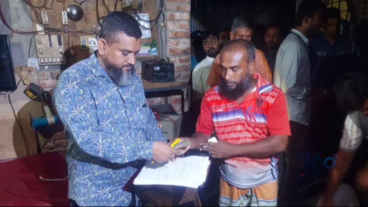 সিদ্ধিরগঞ্জে বিদ্যুৎ চুরির বিরুদ্ধে অভিযান, জরিমানা ৪ লাখ টাকা